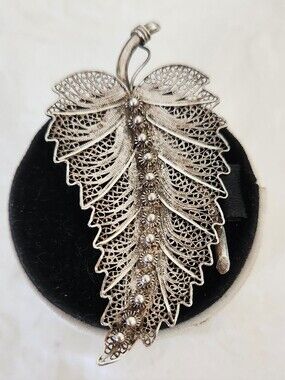 Antique Silver Filigree Dutch Button Leaf Brooch